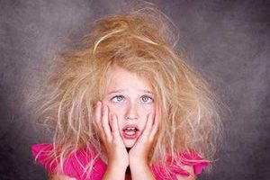 خشکی مو چیست؟